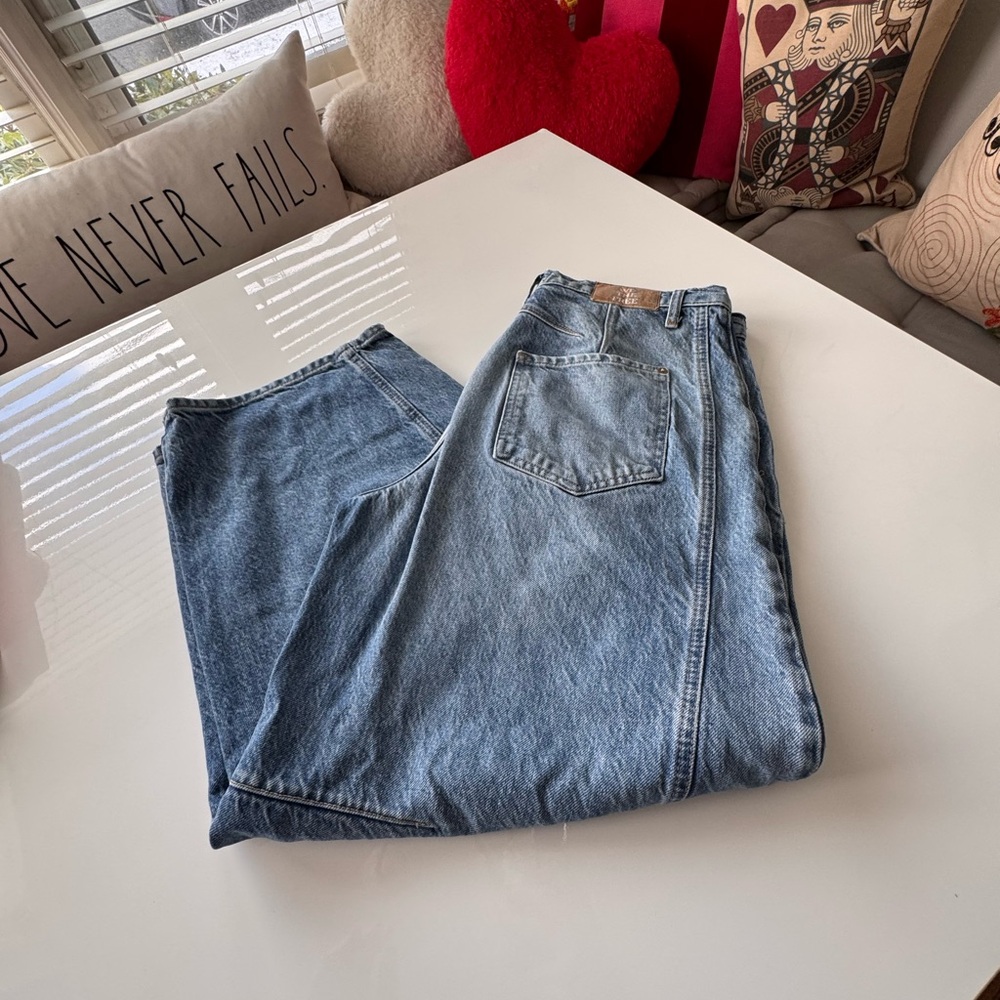 Free People Barrel Leg Jeans - size 29